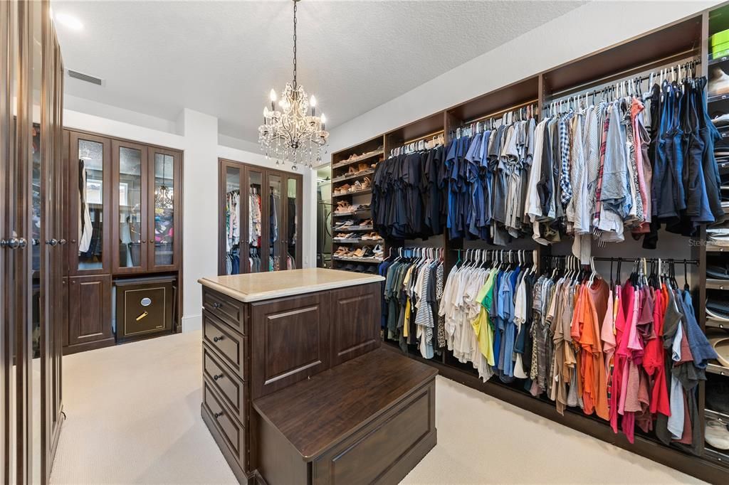 For Sale: $3,750,000 (6 beds, 5 baths, 5855 Square Feet)