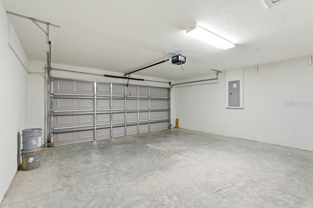 待售: $249,900 (3 贝兹, 2 浴室, 1331 平方英尺)