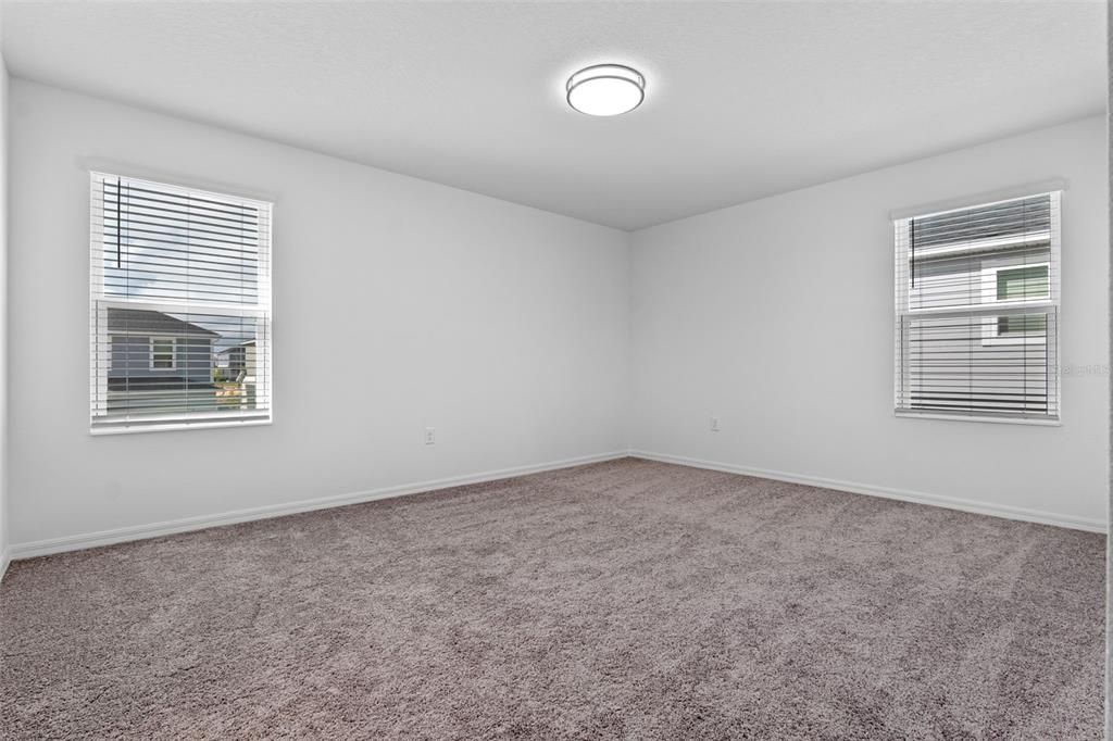 For Rent: $2,300 (3 beds, 2 baths, 1573 Square Feet)