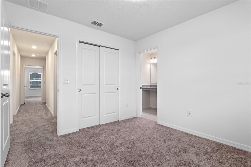 For Rent: $2,300 (3 beds, 2 baths, 1573 Square Feet)