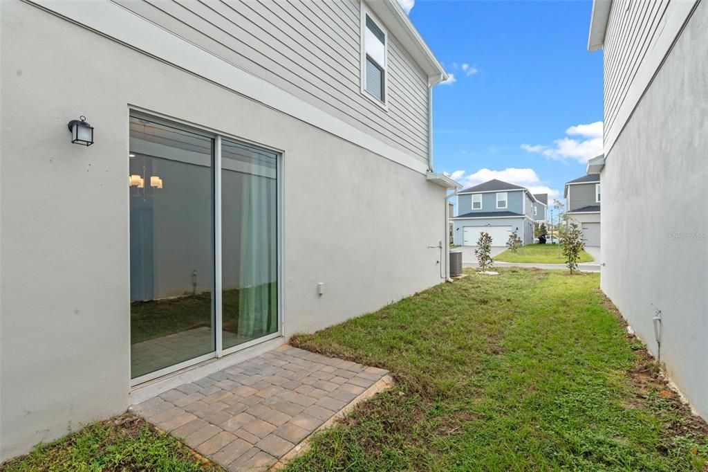 For Rent: $2,300 (3 beds, 2 baths, 1573 Square Feet)