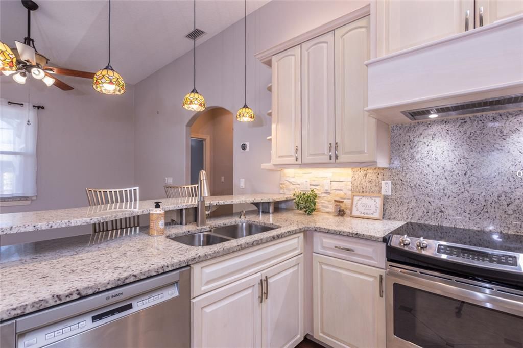 待售: $999,000 (3 贝兹, 3 浴室, 2093 平方英尺)