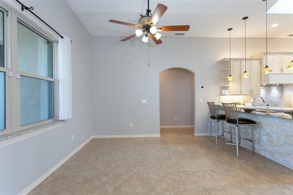 待售: $999,000 (3 贝兹, 3 浴室, 2093 平方英尺)