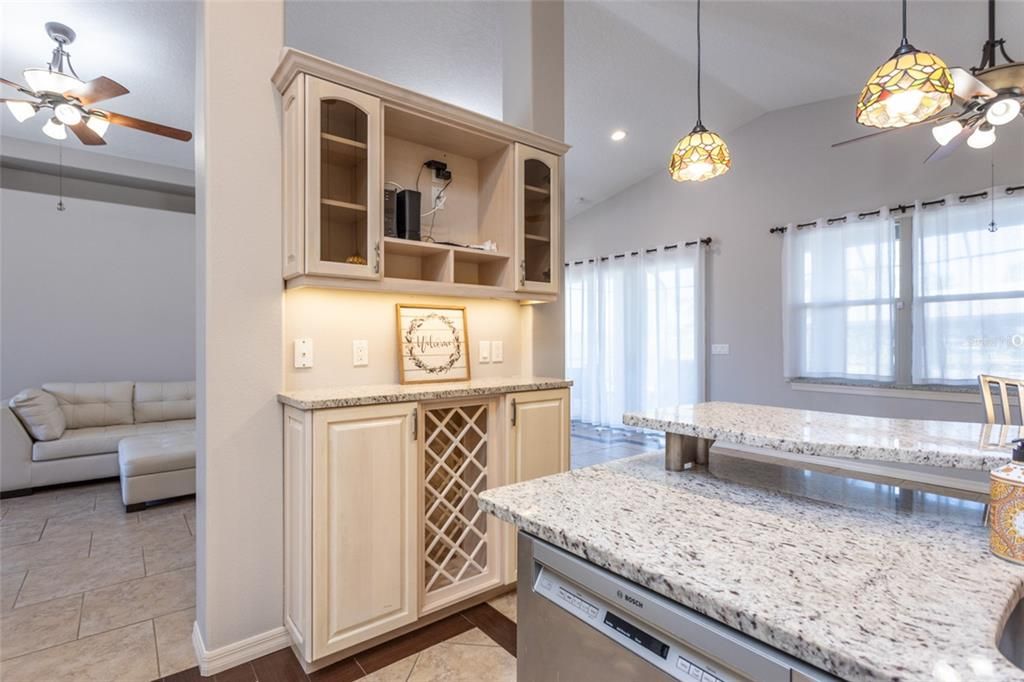 待售: $999,000 (3 贝兹, 3 浴室, 2093 平方英尺)