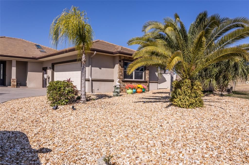 待售: $999,000 (3 贝兹, 3 浴室, 2093 平方英尺)