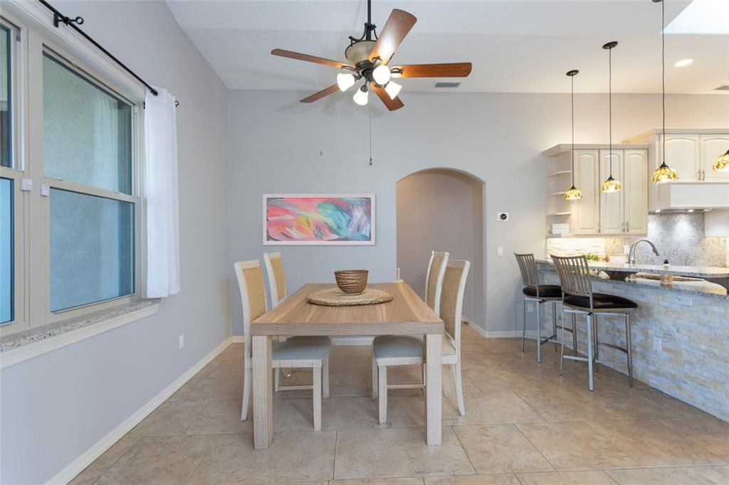 待售: $999,000 (3 贝兹, 3 浴室, 2093 平方英尺)