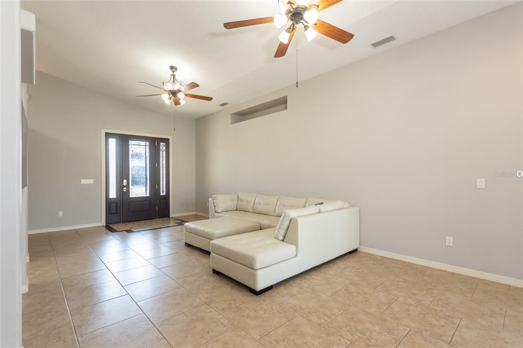 待售: $999,000 (3 贝兹, 3 浴室, 2093 平方英尺)