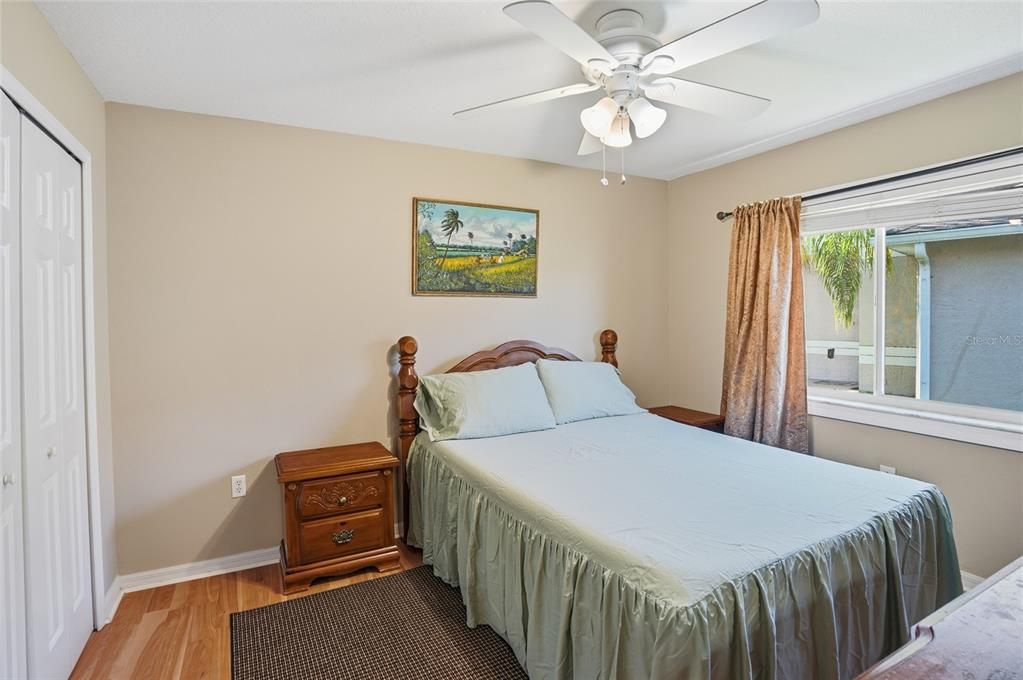 For Sale: $385,000 (4 beds, 2 baths, 1860 Square Feet)