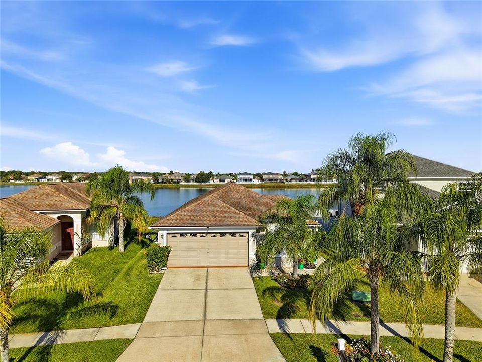 For Sale: $385,000 (4 beds, 2 baths, 1860 Square Feet)