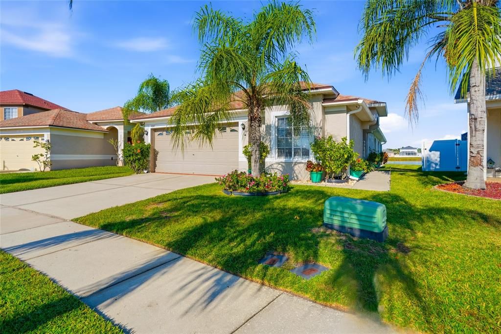 For Sale: $385,000 (4 beds, 2 baths, 1860 Square Feet)