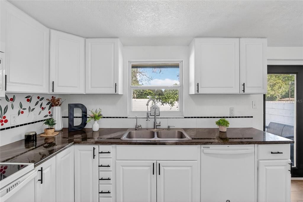 En Venta: $320,000 (3 camas, 1 baños, 1152 Pies cuadrados)