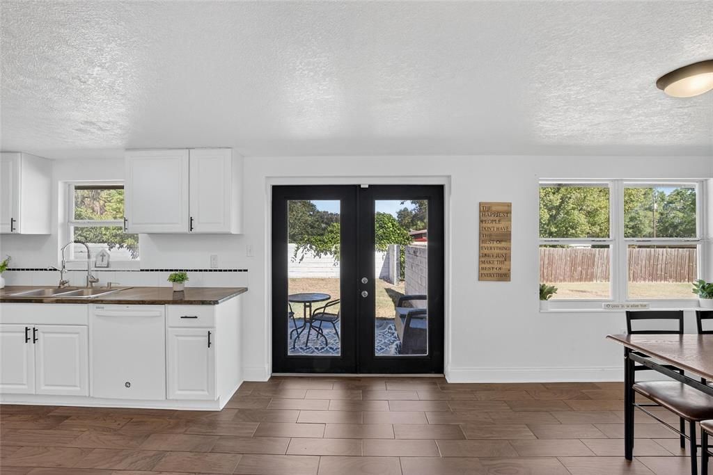 En Venta: $320,000 (3 camas, 1 baños, 1152 Pies cuadrados)