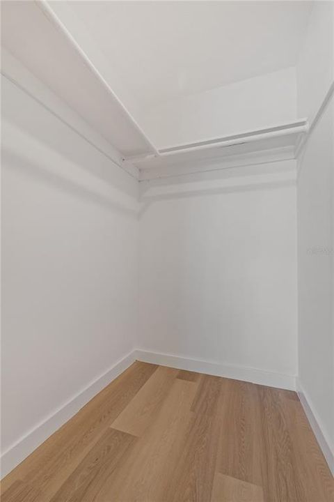 For Sale: $325,000 (3 beds, 2 baths, 1442 Square Feet)