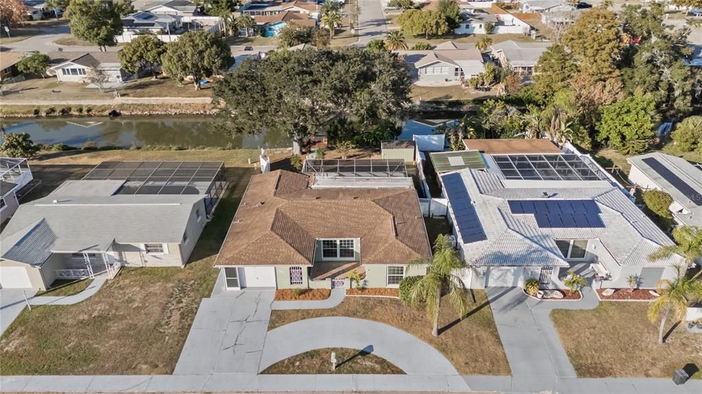 For Sale: $325,000 (3 beds, 2 baths, 1442 Square Feet)