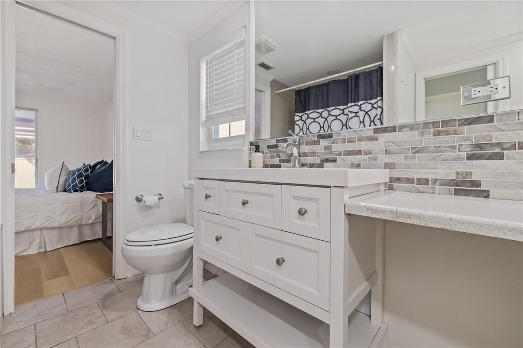 For Sale: $325,000 (3 beds, 2 baths, 1442 Square Feet)