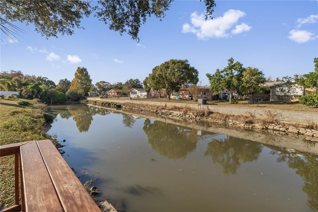 For Sale: $325,000 (3 beds, 2 baths, 1442 Square Feet)