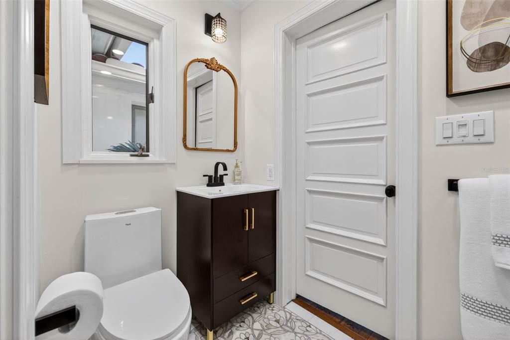 待售: $2,550,000 (5 贝兹, 4 浴室, 4043 平方英尺)