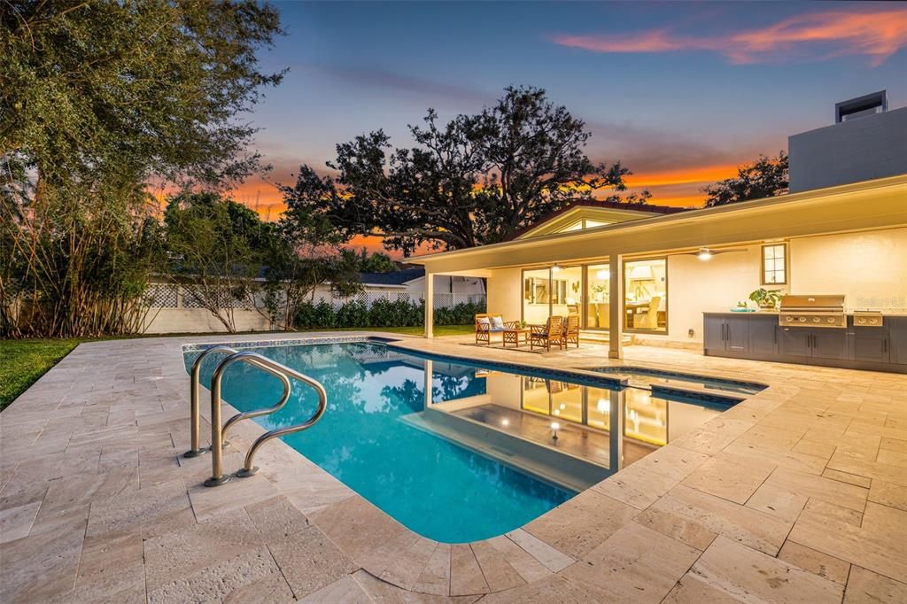 待售: $2,550,000 (5 贝兹, 4 浴室, 4043 平方英尺)