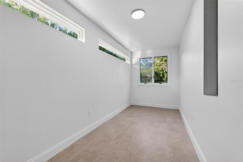 待售: $2,550,000 (5 贝兹, 4 浴室, 4043 平方英尺)