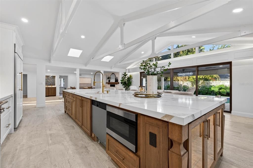 待售: $2,550,000 (5 贝兹, 4 浴室, 4043 平方英尺)