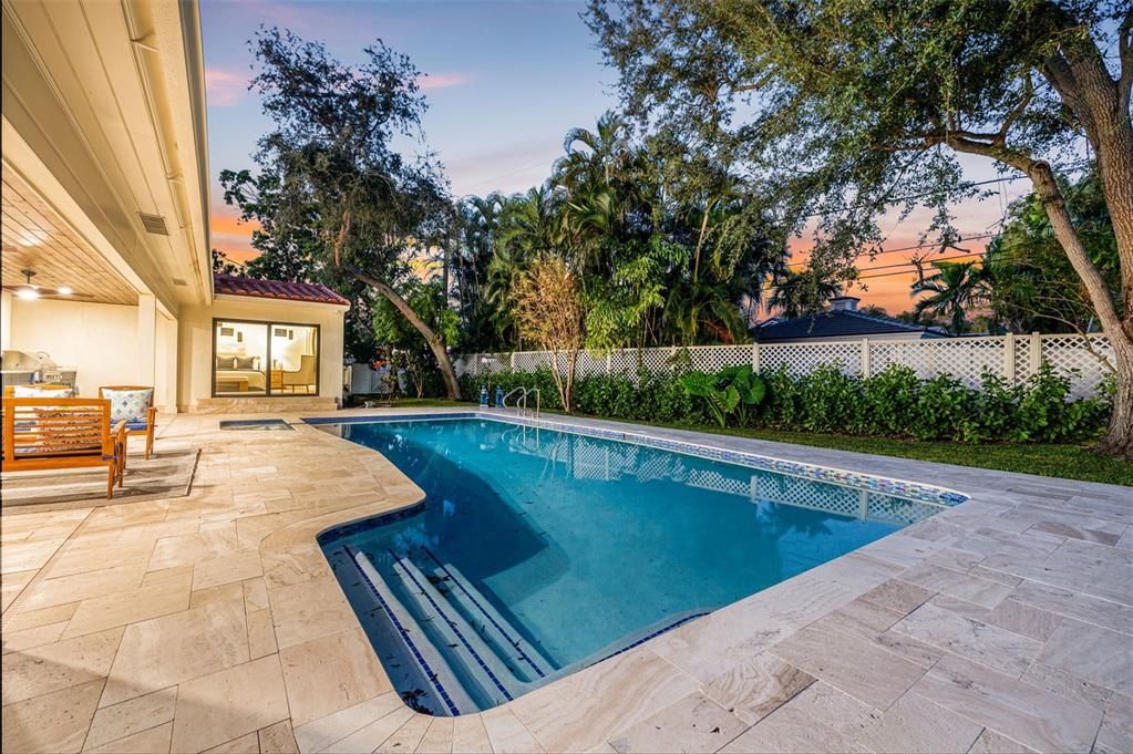 待售: $2,550,000 (5 贝兹, 4 浴室, 4043 平方英尺)