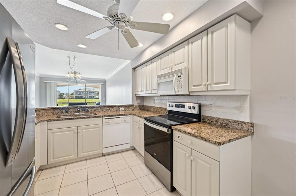 For Sale: $330,000 (3 beds, 2 baths, 1610 Square Feet)