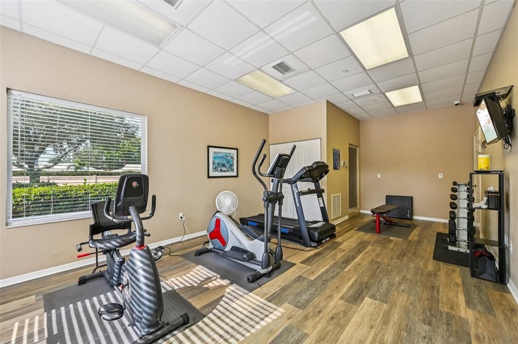 For Sale: $330,000 (3 beds, 2 baths, 1610 Square Feet)