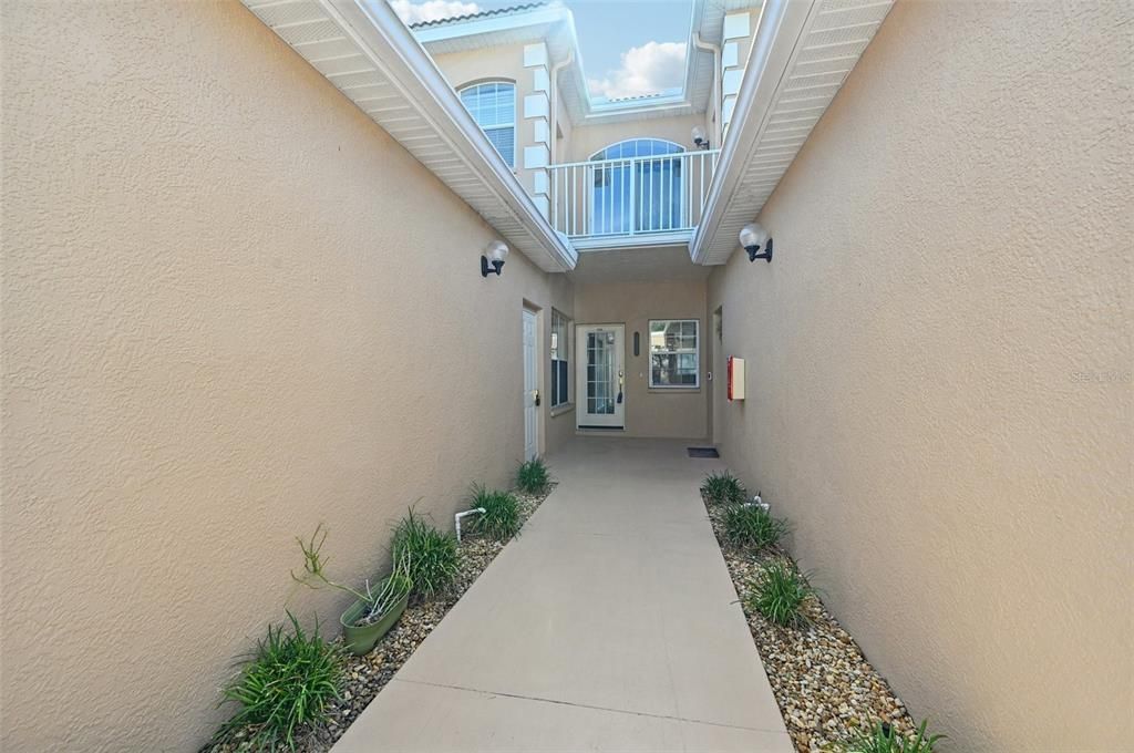 For Sale: $330,000 (3 beds, 2 baths, 1610 Square Feet)