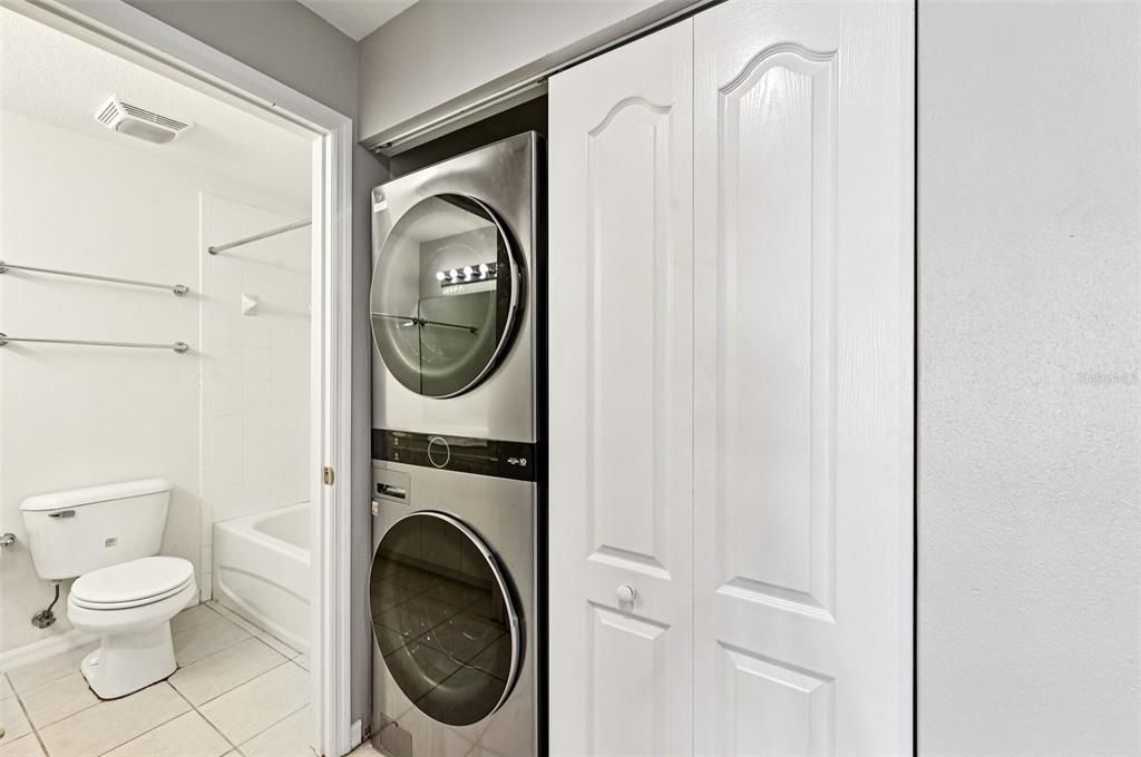 For Sale: $330,000 (3 beds, 2 baths, 1610 Square Feet)