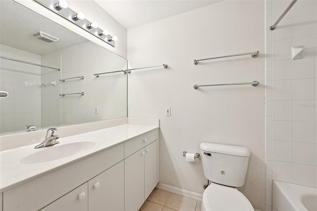 For Sale: $330,000 (3 beds, 2 baths, 1610 Square Feet)