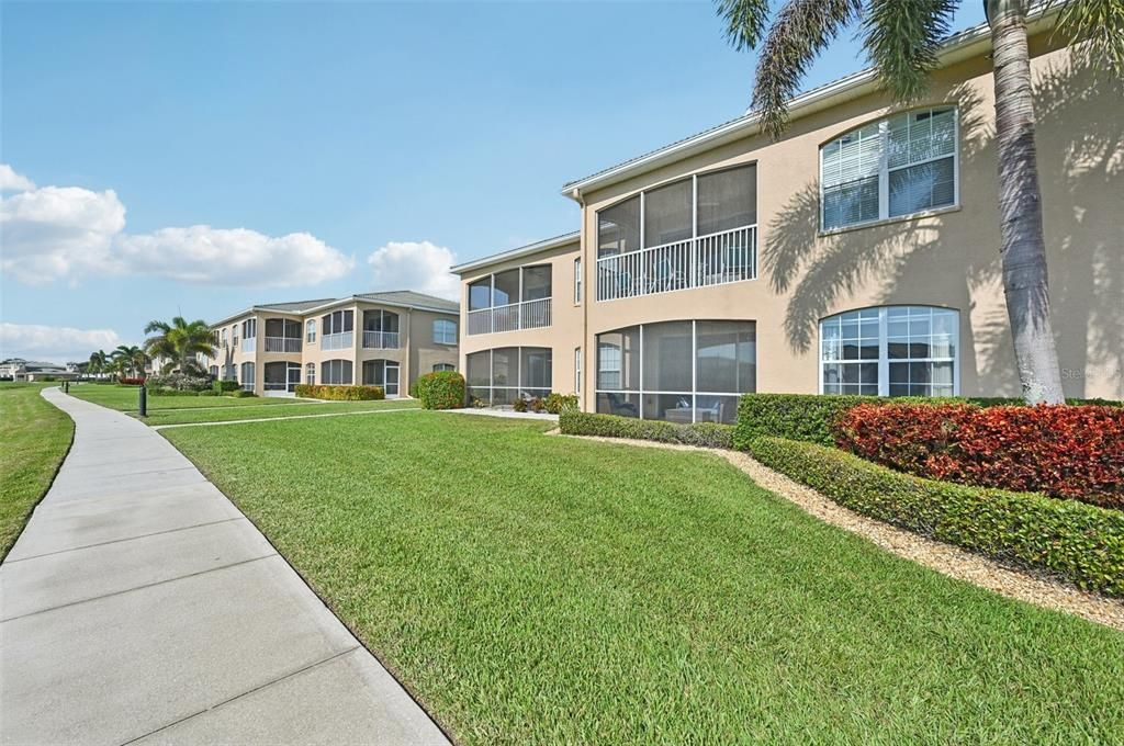 For Sale: $330,000 (3 beds, 2 baths, 1610 Square Feet)