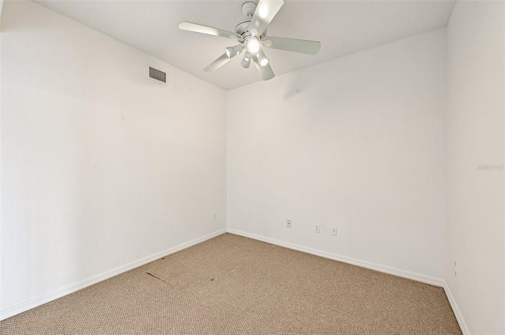 For Sale: $330,000 (3 beds, 2 baths, 1610 Square Feet)