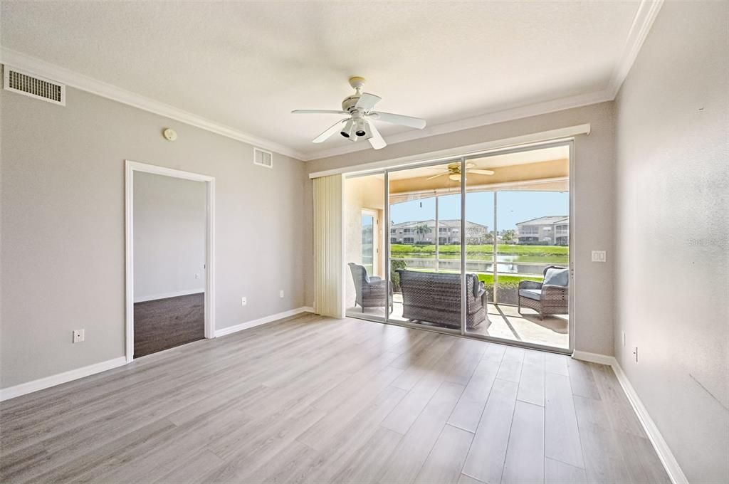 For Sale: $330,000 (3 beds, 2 baths, 1610 Square Feet)