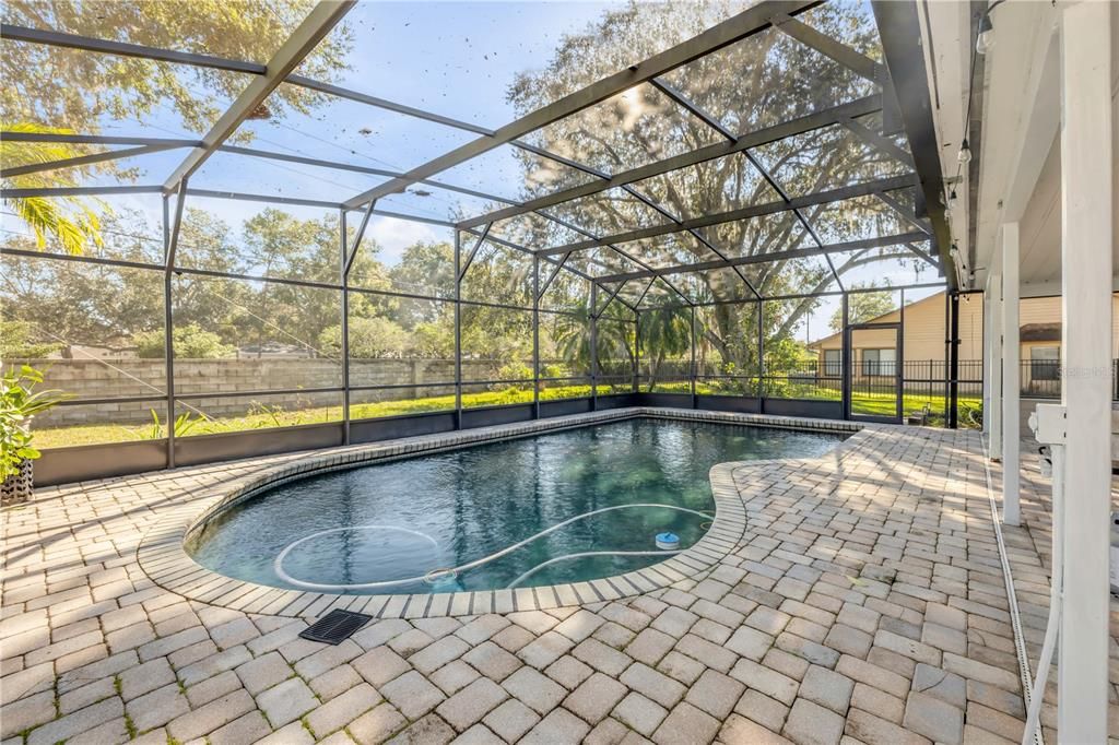 For Sale: $719,000 (4 beds, 3 baths, 2562 Square Feet)