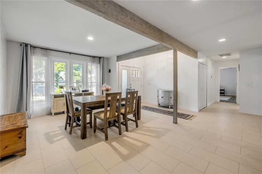 For Sale: $719,000 (4 beds, 3 baths, 2562 Square Feet)