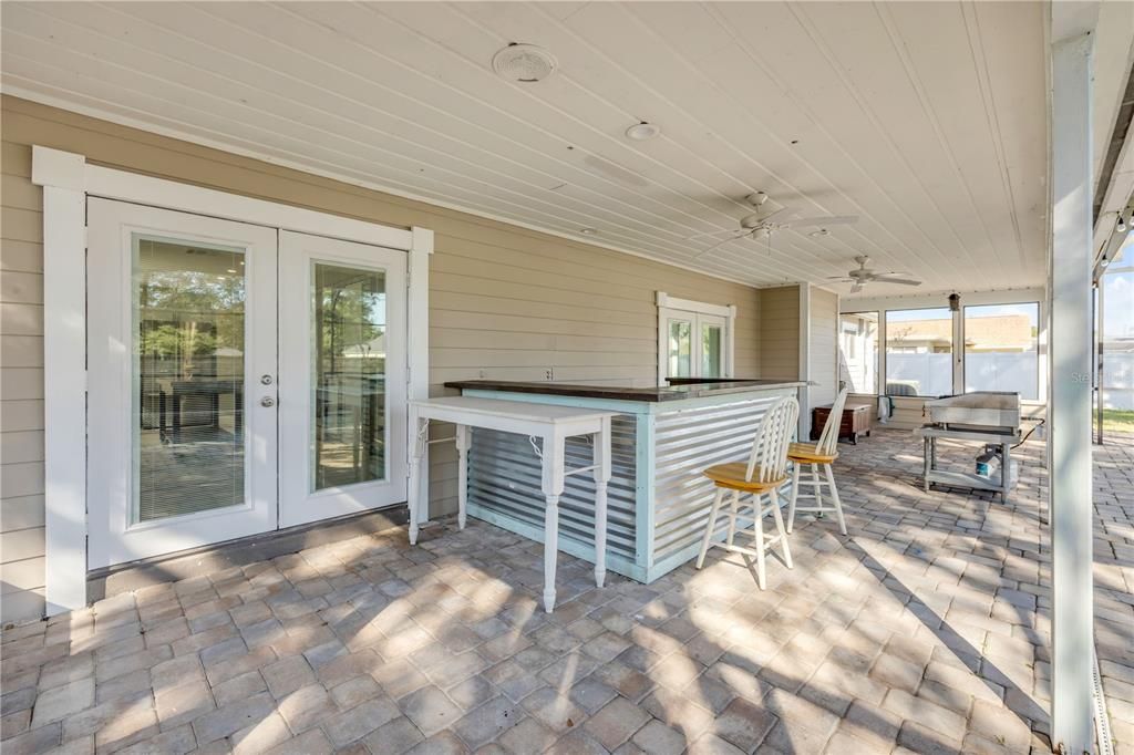 For Sale: $719,000 (4 beds, 3 baths, 2562 Square Feet)