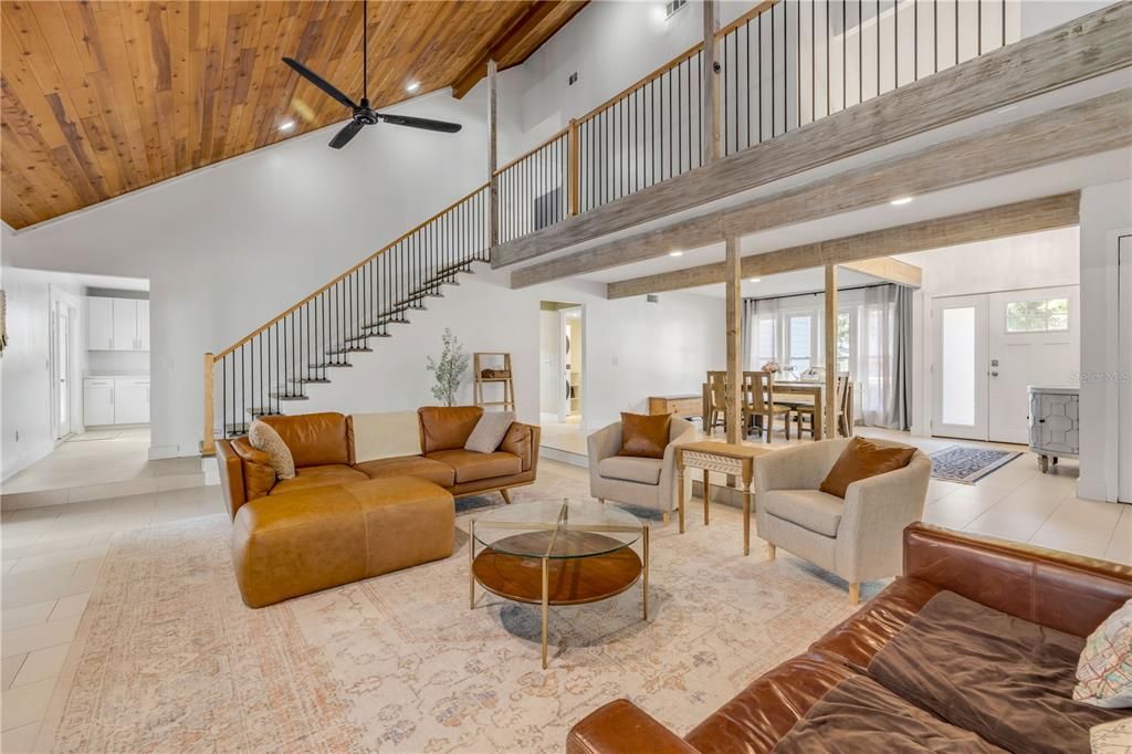 For Sale: $719,000 (4 beds, 3 baths, 2562 Square Feet)