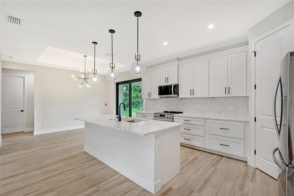 En Renta: $2,500 (3 camas, 2 baños, 1832 Pies cuadrados)