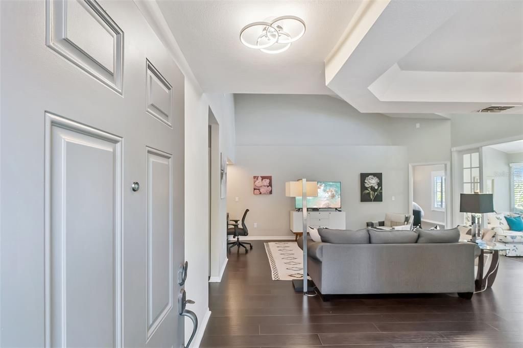 Activo con contrato: $450,000 (2 camas, 2 baños, 1466 Pies cuadrados)