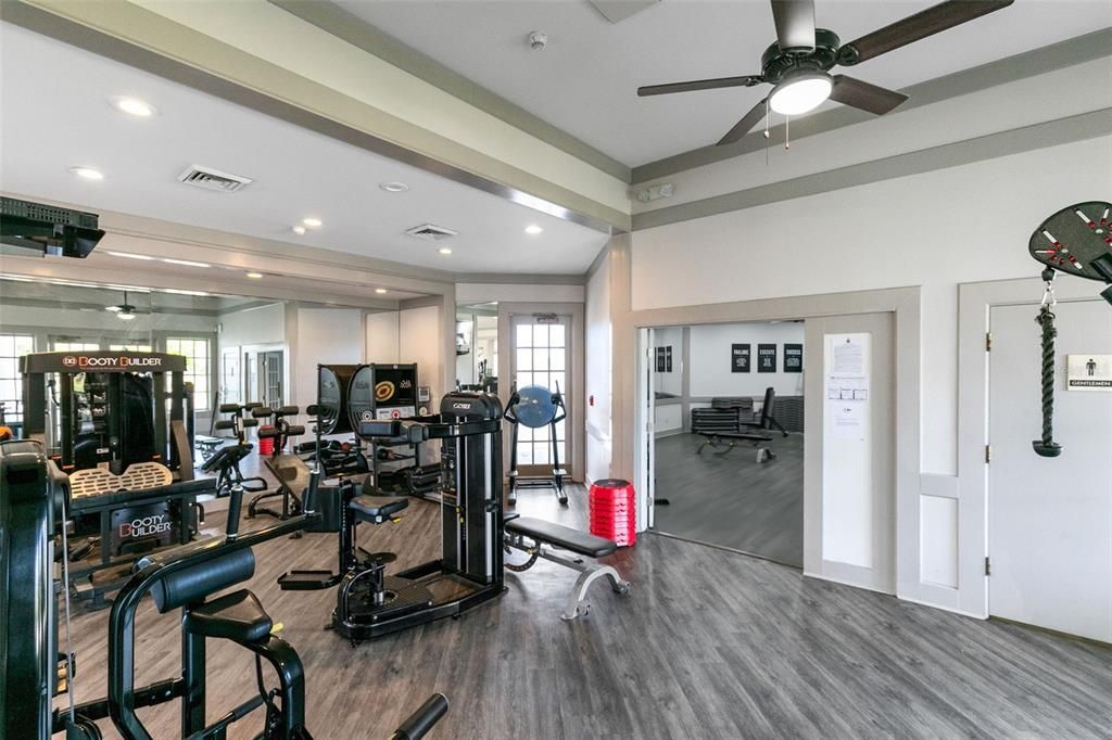 Activo con contrato: $450,000 (2 camas, 2 baños, 1466 Pies cuadrados)