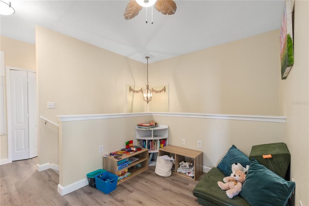 На продажу: $575,000 (3 спален, 2 ванн, 2078 Квадратных фут)