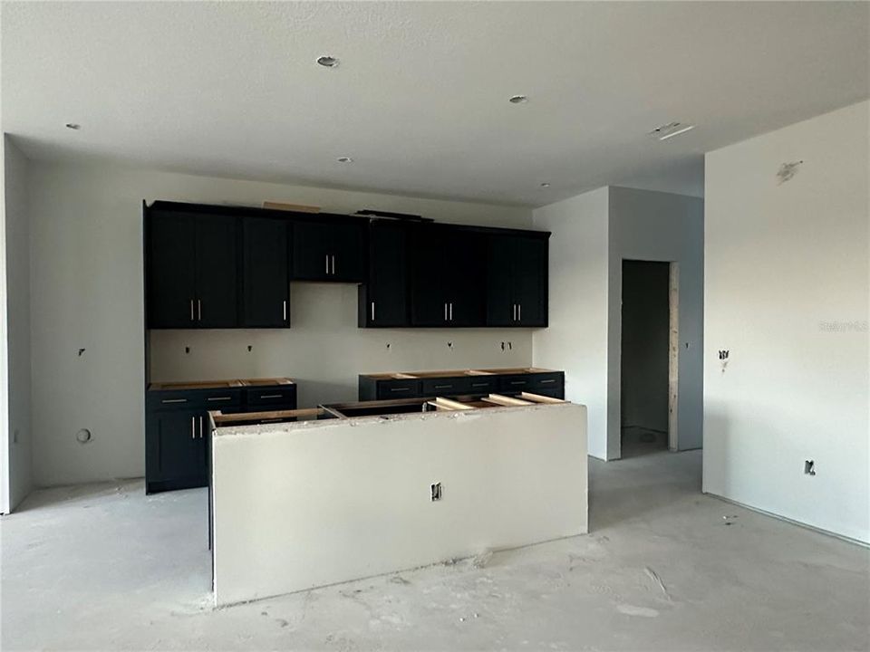 En Venta: $608,902 (6 camas, 5 baños, 3927 Pies cuadrados)