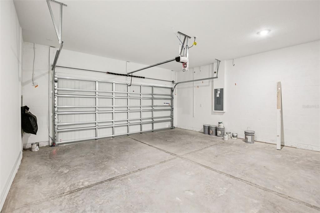 На продажу: $614,035 (6 спален, 5 ванн, 3927 Квадратных фут)