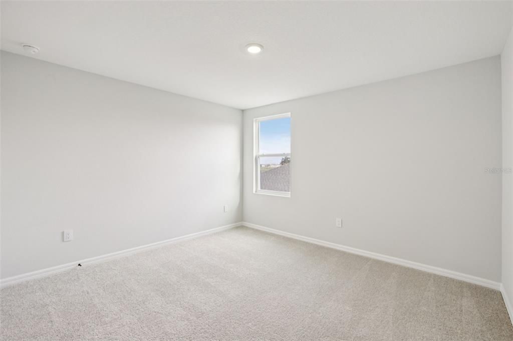 На продажу: $614,035 (6 спален, 5 ванн, 3927 Квадратных фут)