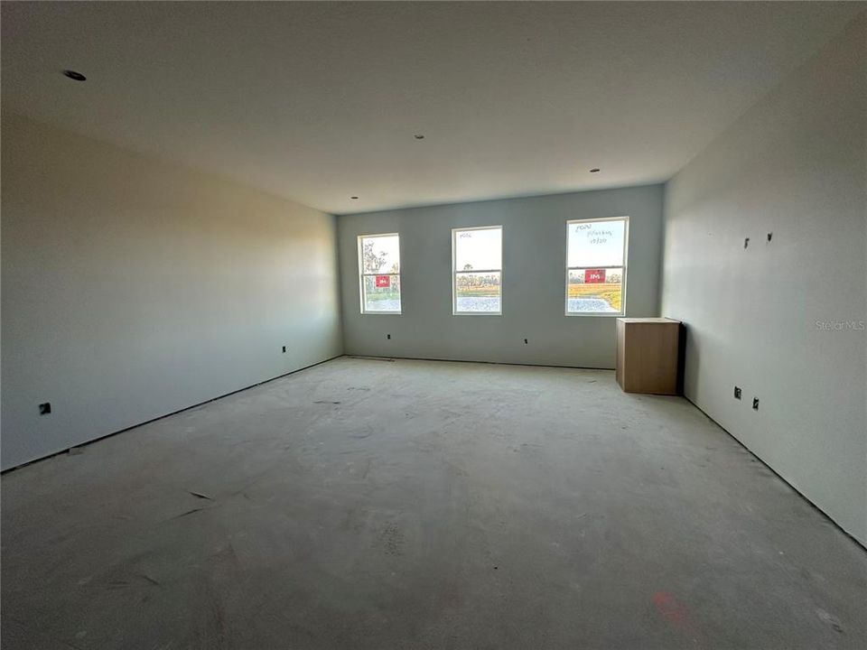 En Venta: $608,902 (6 camas, 5 baños, 3927 Pies cuadrados)