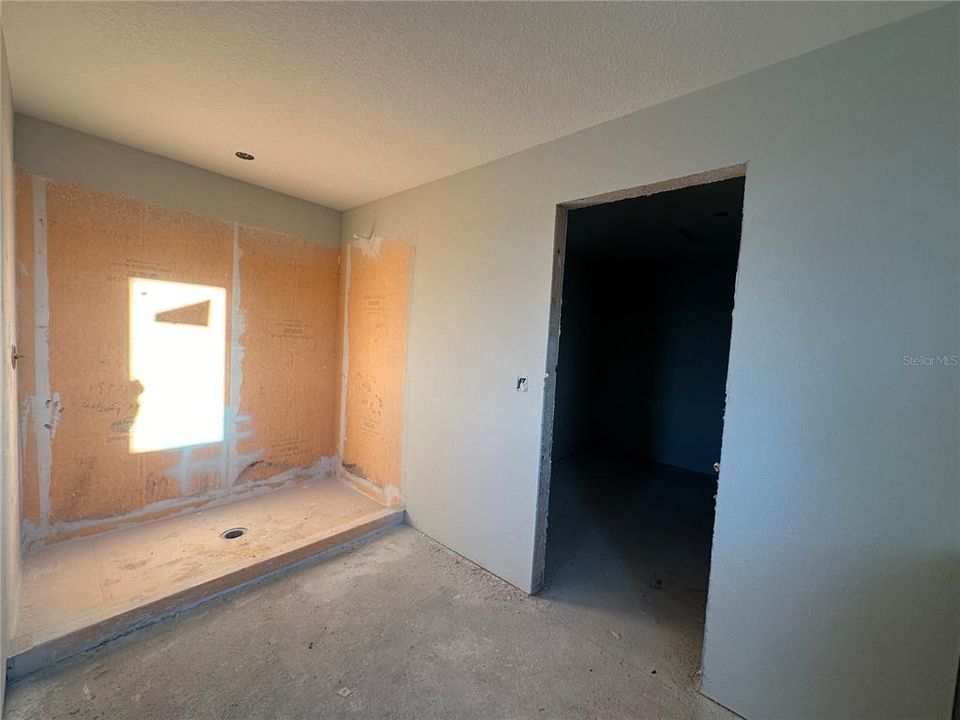 En Venta: $608,902 (6 camas, 5 baños, 3927 Pies cuadrados)