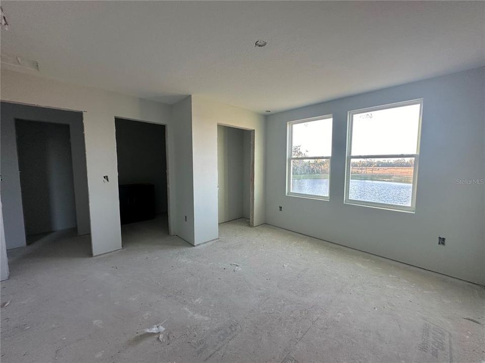 En Venta: $608,902 (6 camas, 5 baños, 3927 Pies cuadrados)