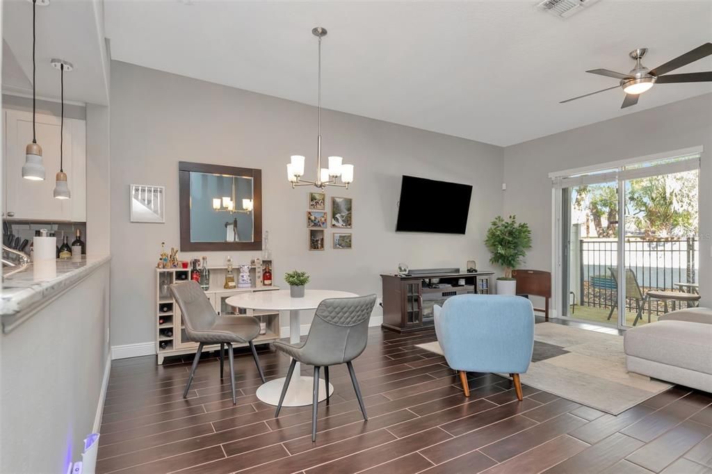 For Sale: $342,000 (3 beds, 2 baths, 1511 Square Feet)