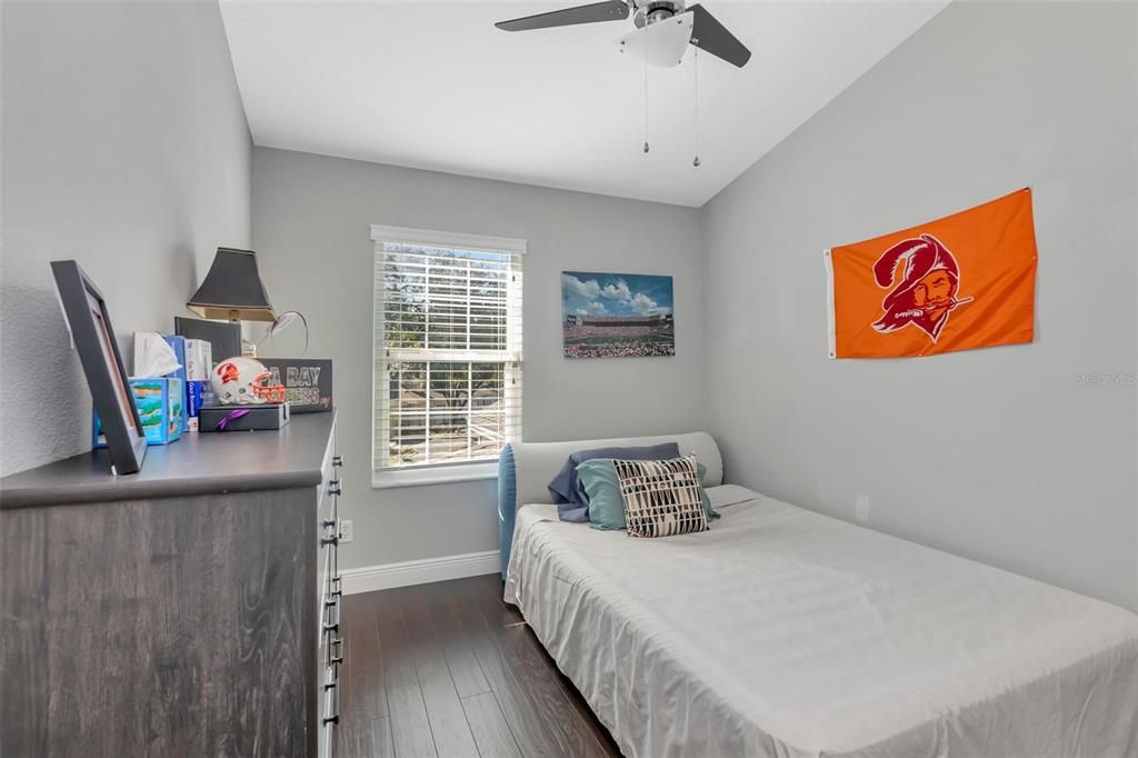 For Sale: $342,000 (3 beds, 2 baths, 1511 Square Feet)