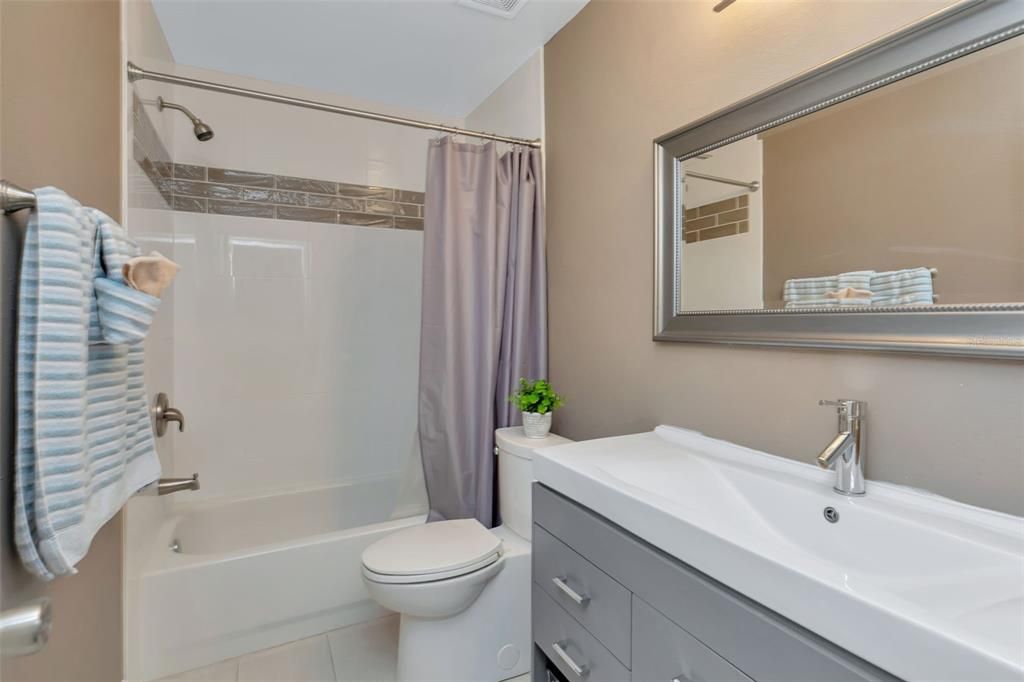 For Sale: $342,000 (3 beds, 2 baths, 1511 Square Feet)